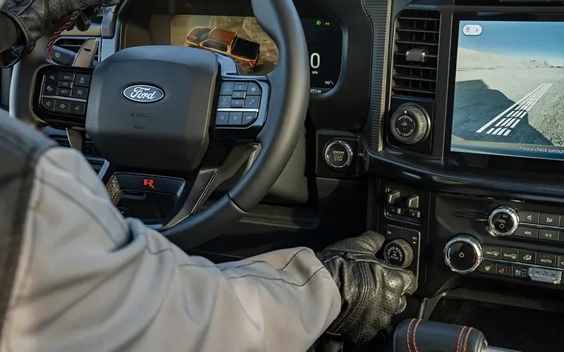 Ford F-150 Raptor Interior